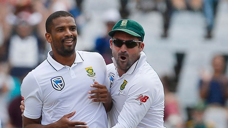 CAPE TOWN, SOUTH AFRICA - JANUARY 08: Vernon Philander and Dean Elgar of South Africa celebrates after taking the wicket of Murali Vijay of India during da