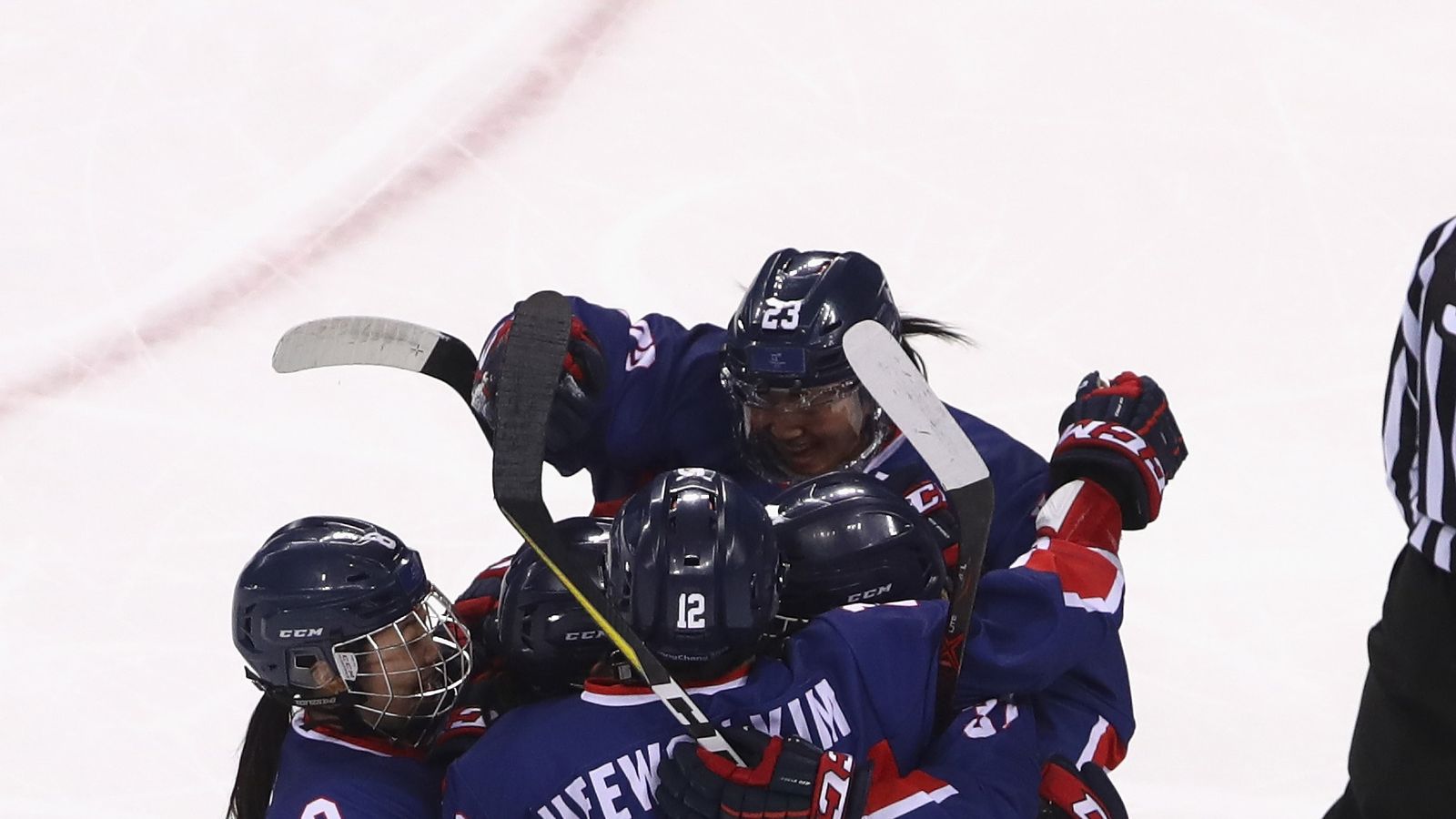 Unified Korea score first Olympic hockey goal against Japan