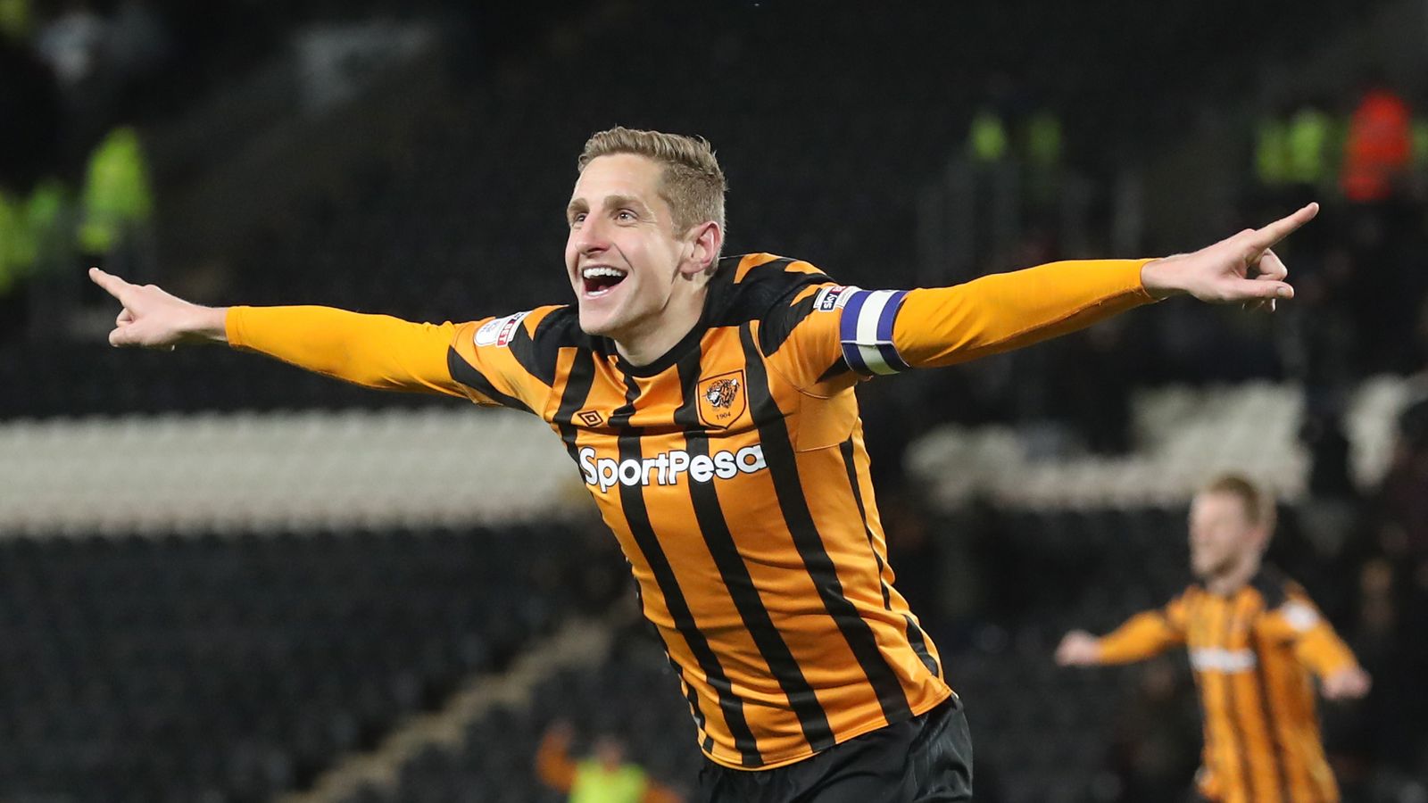Michael Dawson to leave Hull and return to Nottingham Forest on twoyear deal Football News