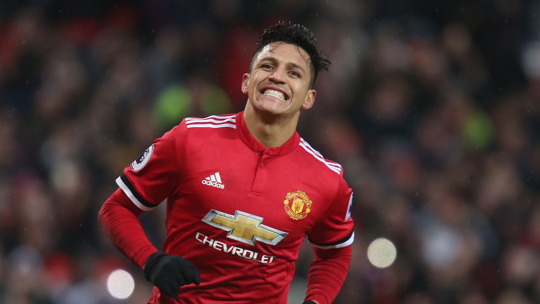 With Alexis Sanchez to wear his No7 shirt, we remember Manchester