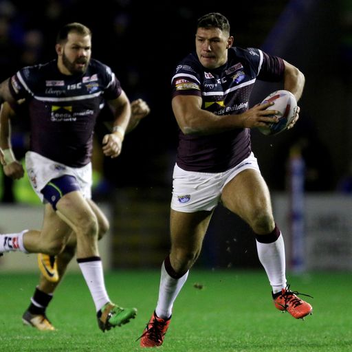 Hall stars as Leeds beat Warrington