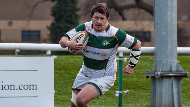 Alun Walker on the charge for Ealing Trailfinders