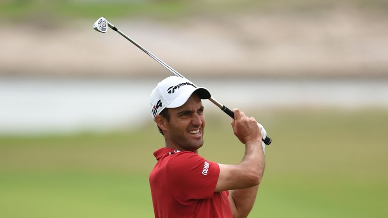 DOHA, QATAR - FEBRUARY 22:  Edoardo Molinari of Italy hits an approach shot on the 14th hole during the first round of the Commercial Bank Qatar Masters at