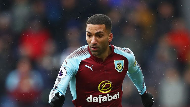 BURNLEY, ENGLAND - FEBRUARY 03:  Aaron Lennon of Burnley in action during the Premier League match between Burnley and Manchester City at Turf Moor on Febr