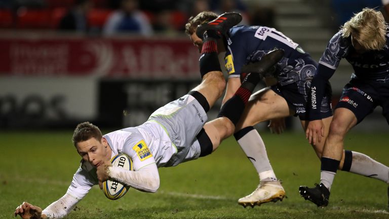 SALFORD, ENGLAND - FEBRUARY 16: Liam Williams of Saracens scores a try during the Aviva Premiership match between Sale Sharks and Saracens at AJ Bell Stadi