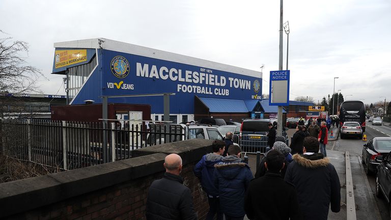 MACCLESFIELD, ENGLAND - JANUARY 04: Fans arrive at the stadium ahead of the FA Cup with Budweiser Third Round match between Macclesfield Town and Sheffield