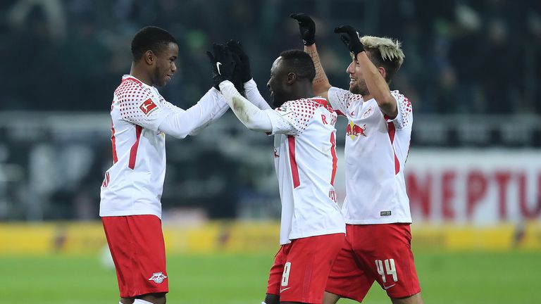 Ademola Lookman of Leipzig, Naby Keita of Leipzig and Kevin Kampl of Leipzig celebrate 