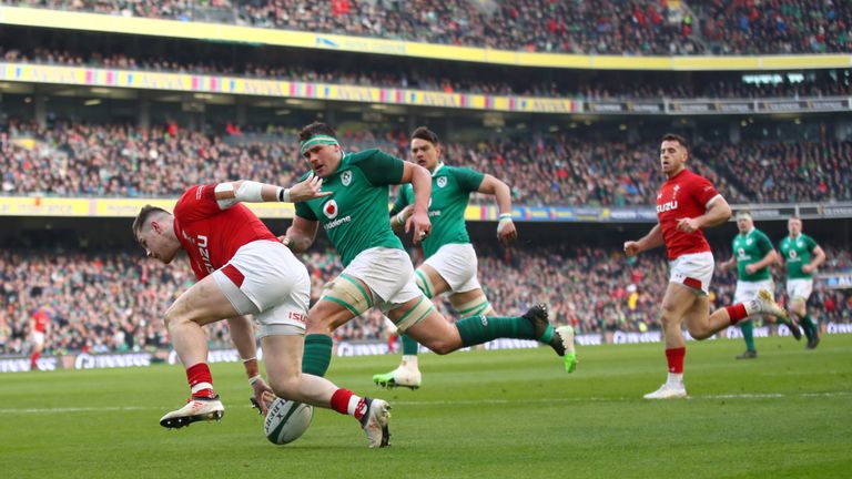 Steff Evans of Wales scores a second-half try 