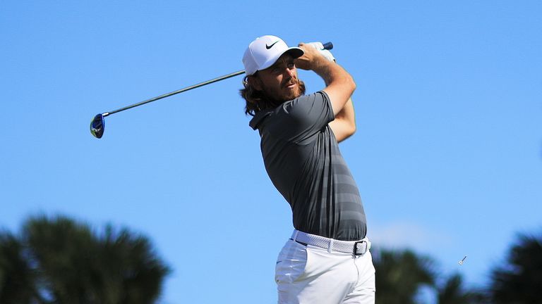 PALM BEACH GARDENS, FL - FEBRUARY 25: Tommy Fleetwood of England plays his tee shot on the fourth hole during the final round of the Honda Classic at PGA N