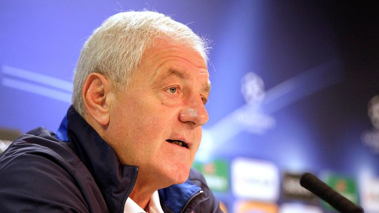 Walter Smith is no longer in contention for the Scotland job