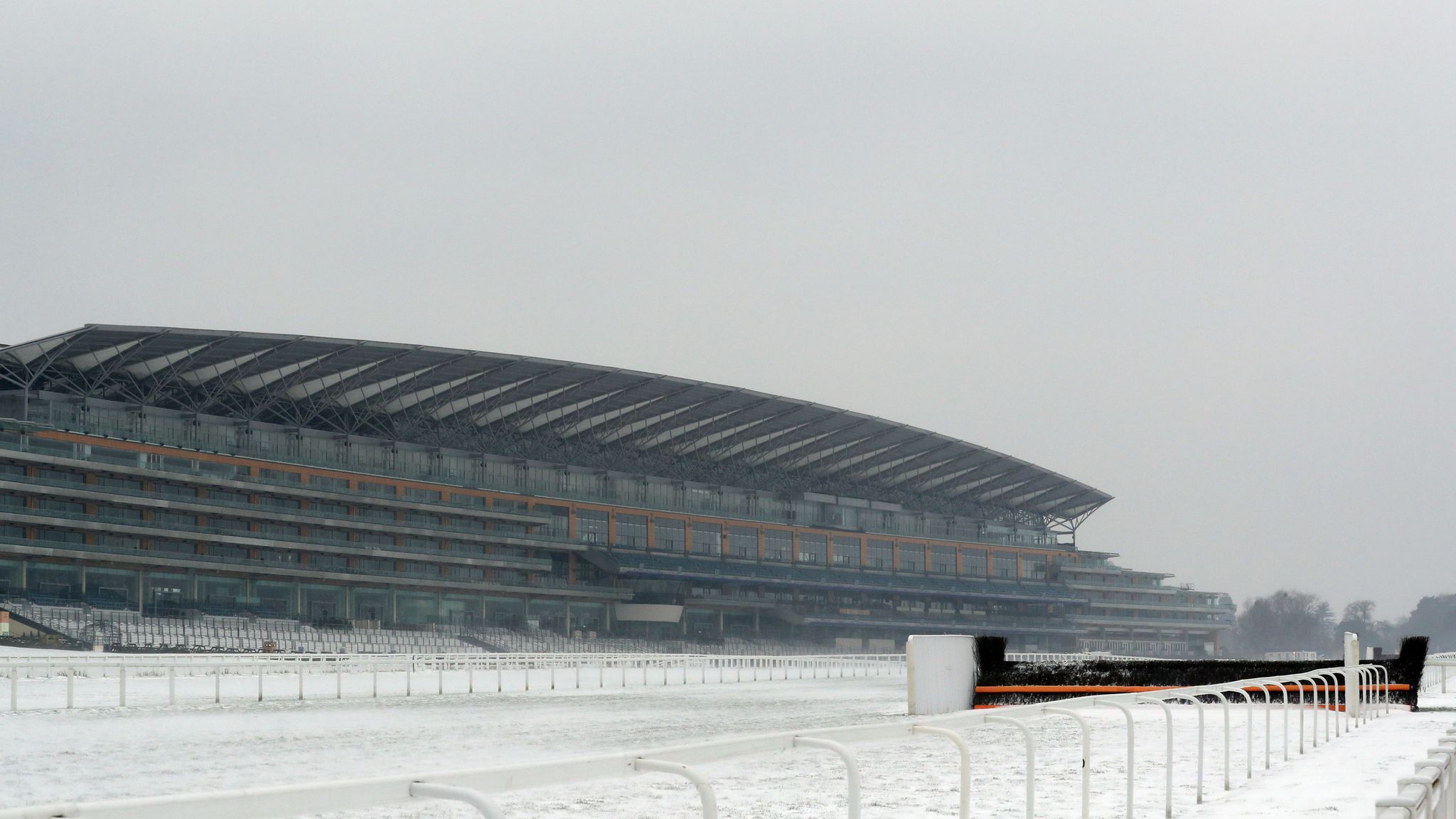 Cold snap disrupts racing calendar in Britain Racing News Sky Sports