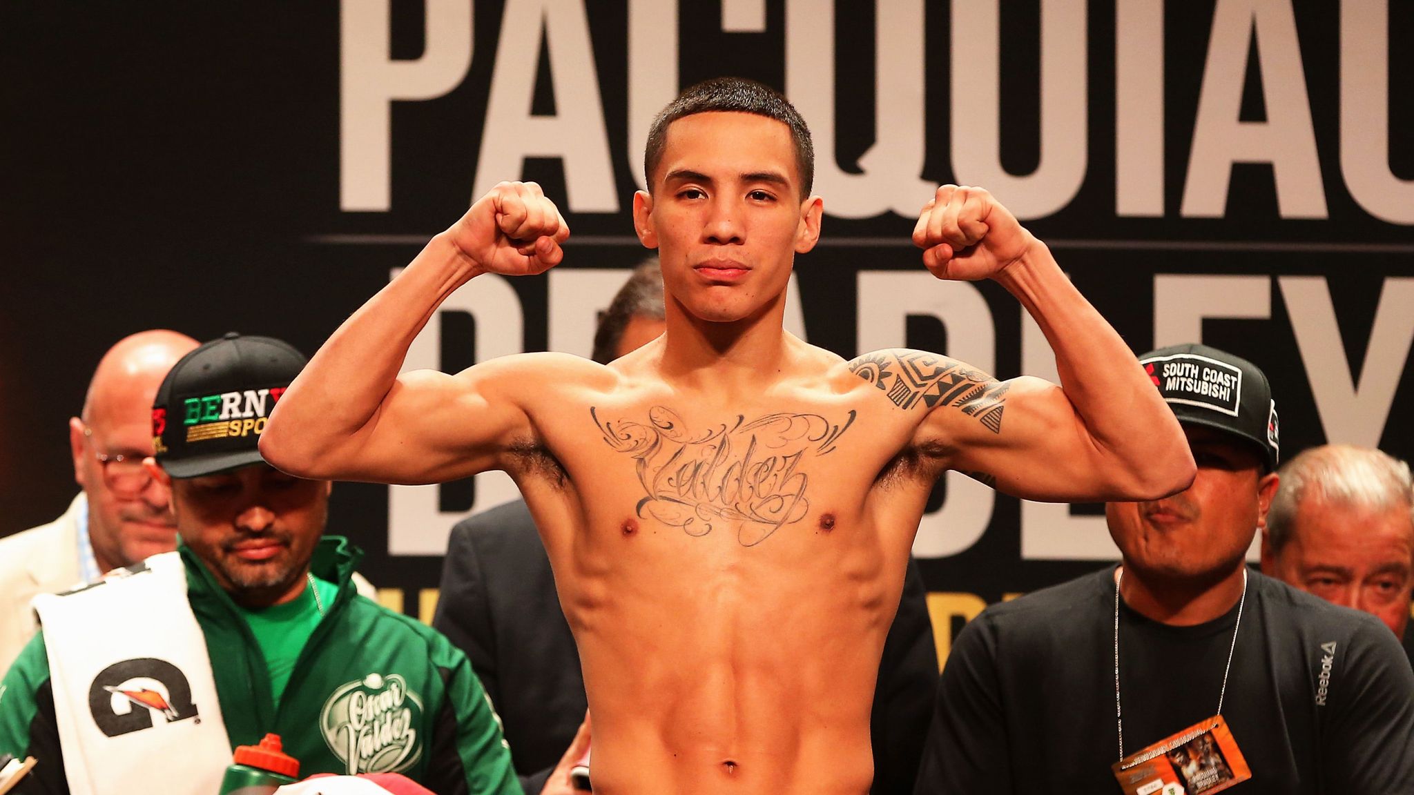 Oscar Valdez боксер