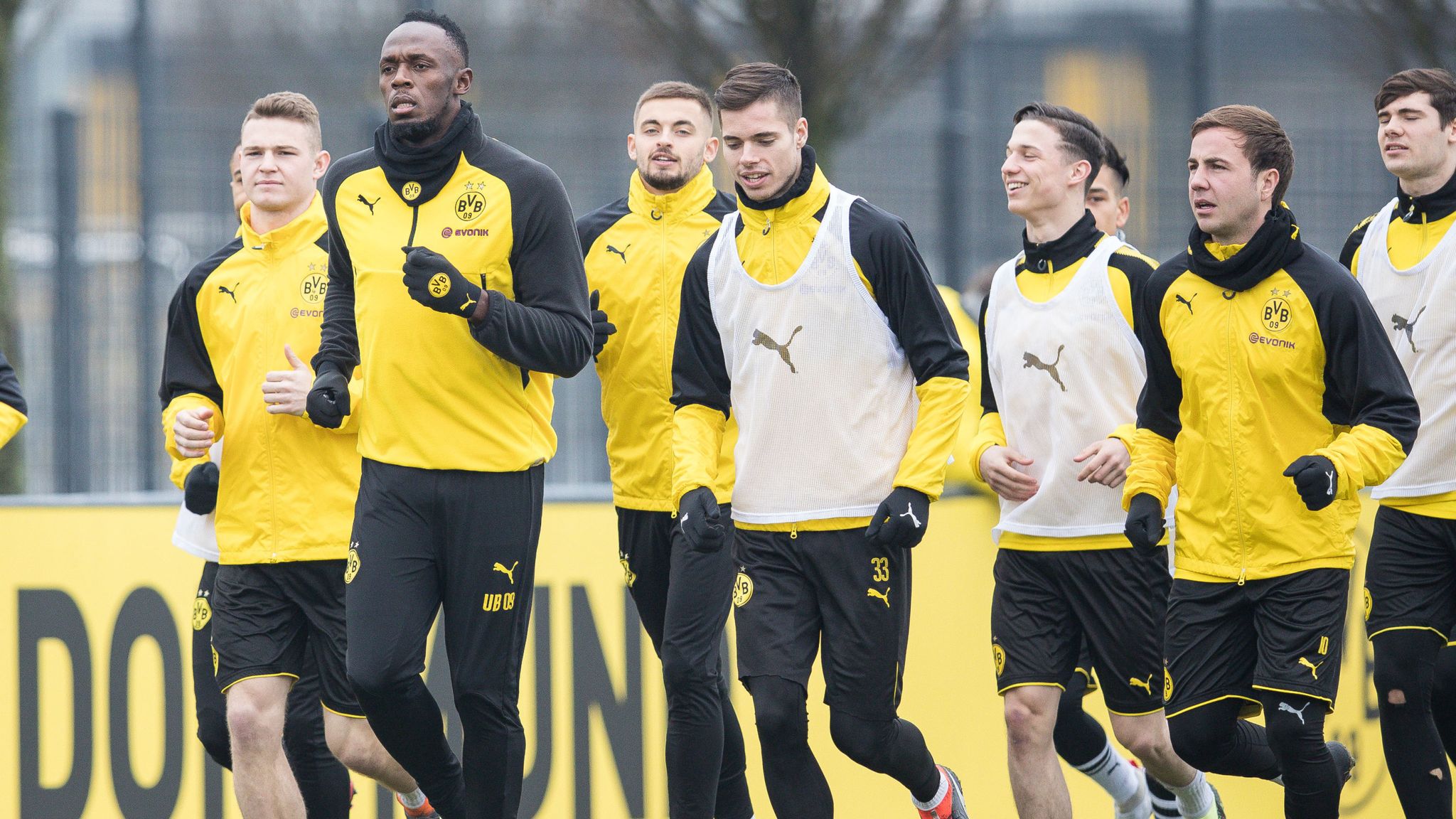 censuur Haringen Artefact Usain Bolt has first training session with Borussia Dortmund | Football  News | Sky Sports