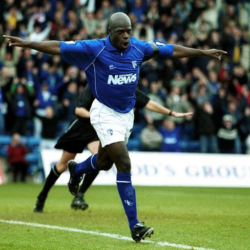 Onuora working with England U21s