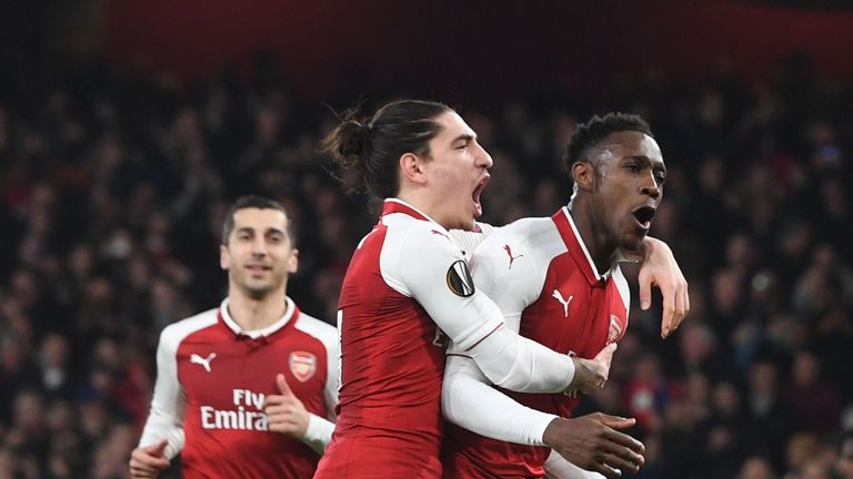 Hector Bellerin and Danny Welbeck of Arsenal during UEFA Europa League Round of 16 match between AC Milan and Arsenal 
