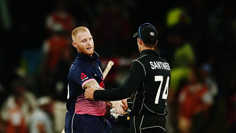 Ben Stokes of England shakes hand with Mitchell Santner of New Zealand after game two of the One Day International series