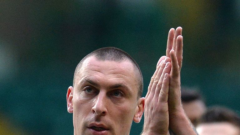 GLASGOW, SCOTLAND - MARCH 03: Celtic club captain Scott Brown applauds the crowd at the final whistle as Celtic win 3-0 during the Scottish Cup Quarter Final match between Celtic and Greenock Morton at Celtic Park on March 3, 2018 in Glasgow, Scotland. (Photo by Mark Runnacles/Getty Images)