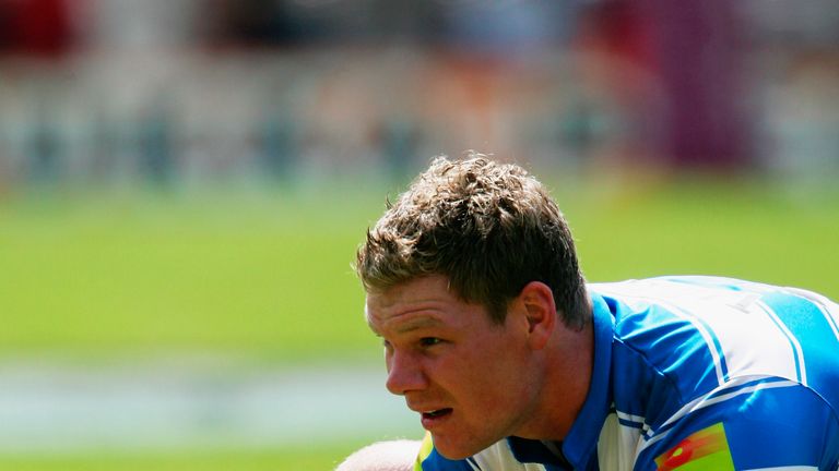 Danny Tickle of Wigan prepares to kick at goal 