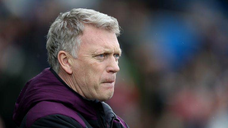 David Moyes looks on during the Premier League match between Swansea City and West Ham United at Liberty Stadium