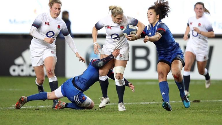 Rachael Burford attacks for England
