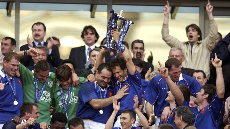 Fabien Galthié lifts the Six Nations Trophy in 2002 