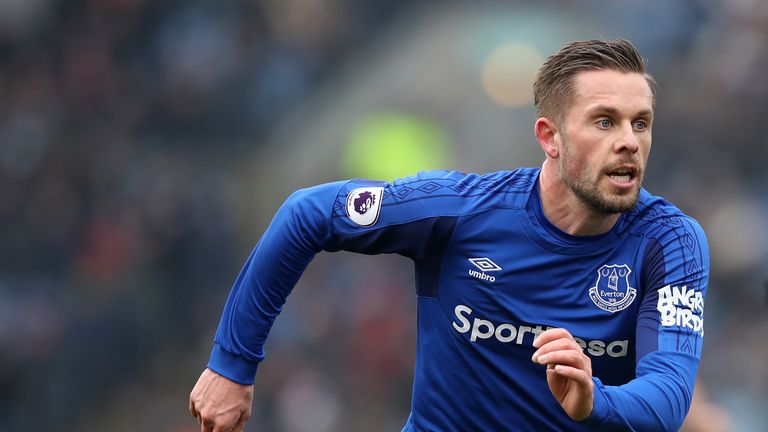 Gylfi Sigurdsson in action during the Premier League match between Burnley and Everton at Turf Moor on March 3, 2018