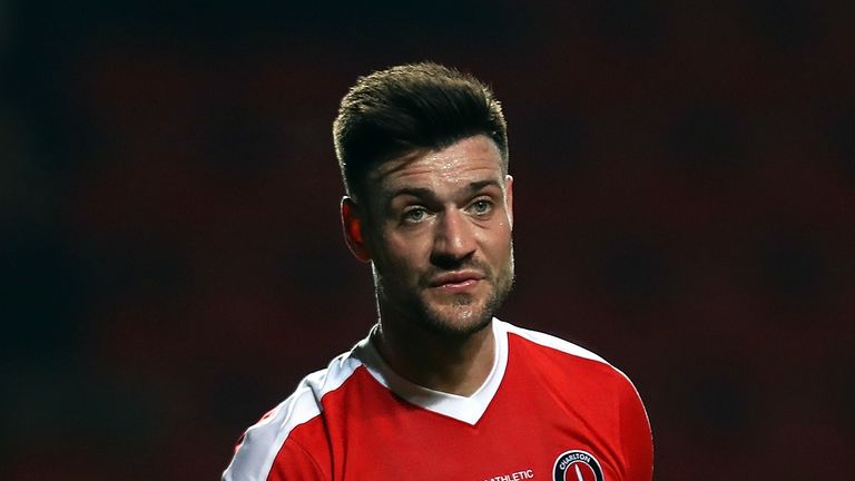 Charlton captain Johnnie Jackson wears a black armband in tribute to PC Keith Palmer during the Sky Bet League One match between Charlton Athletic and Milton Keynes Dons at The Valley on April 4, 2017 in London, England. (Photo by Bryn Lennon/Getty Images)