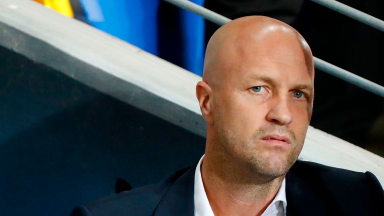 Maccabi Tel Aviv's Israeli Head Coach Jordi Cruyff looks on ahead of the UEFA Europa League Group A football match between Maccabi Tel and Villarreal at the Netanya Municipal Stadium in Netanya, on September 28, 2017