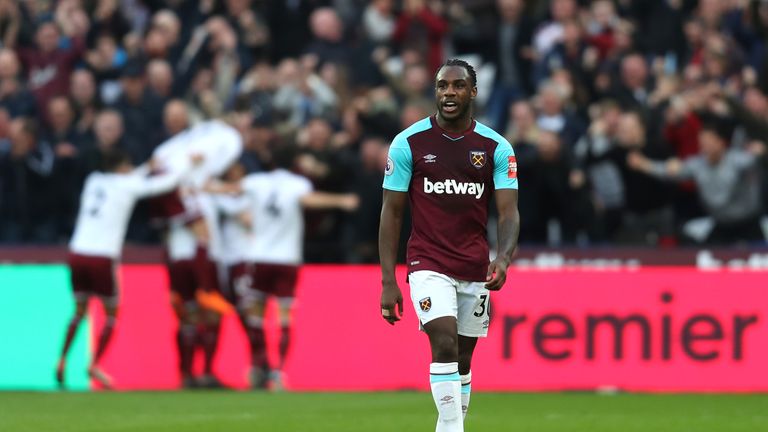 Michail Antonio playing for West Ham