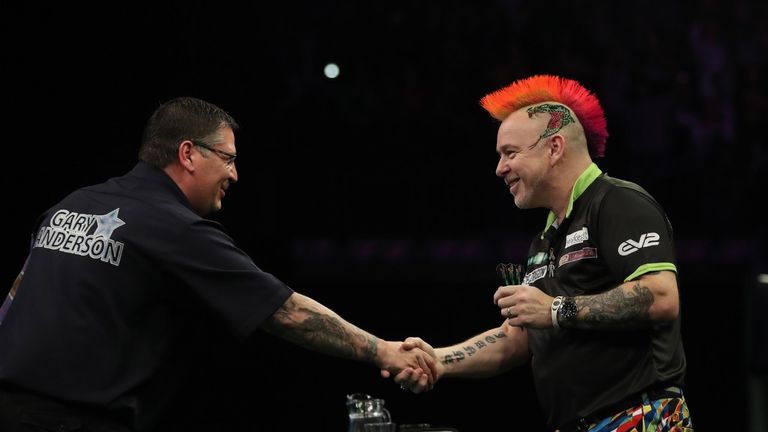 PREMIER LEAGUE DARTS 2018- NIGHT FOUR BERLIN. PHOTO CREDIT: LAWRENCE LUSTIG/PDC