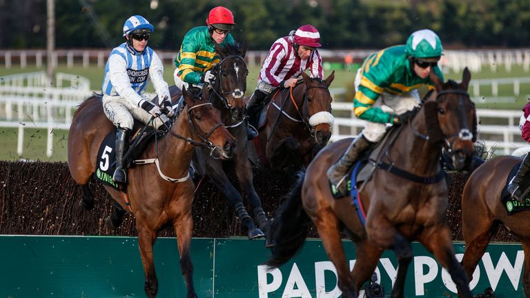Edwulf (red cap) in action at Leopardstown
