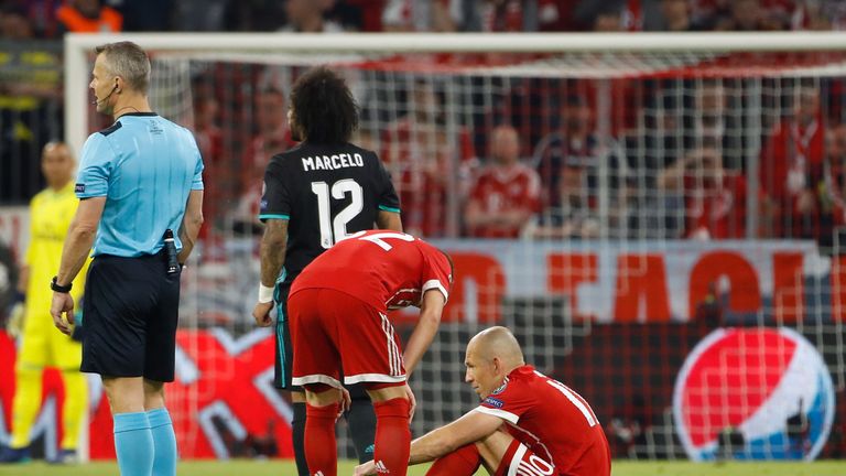 Arjen Robben suffered an early injury in the first leg