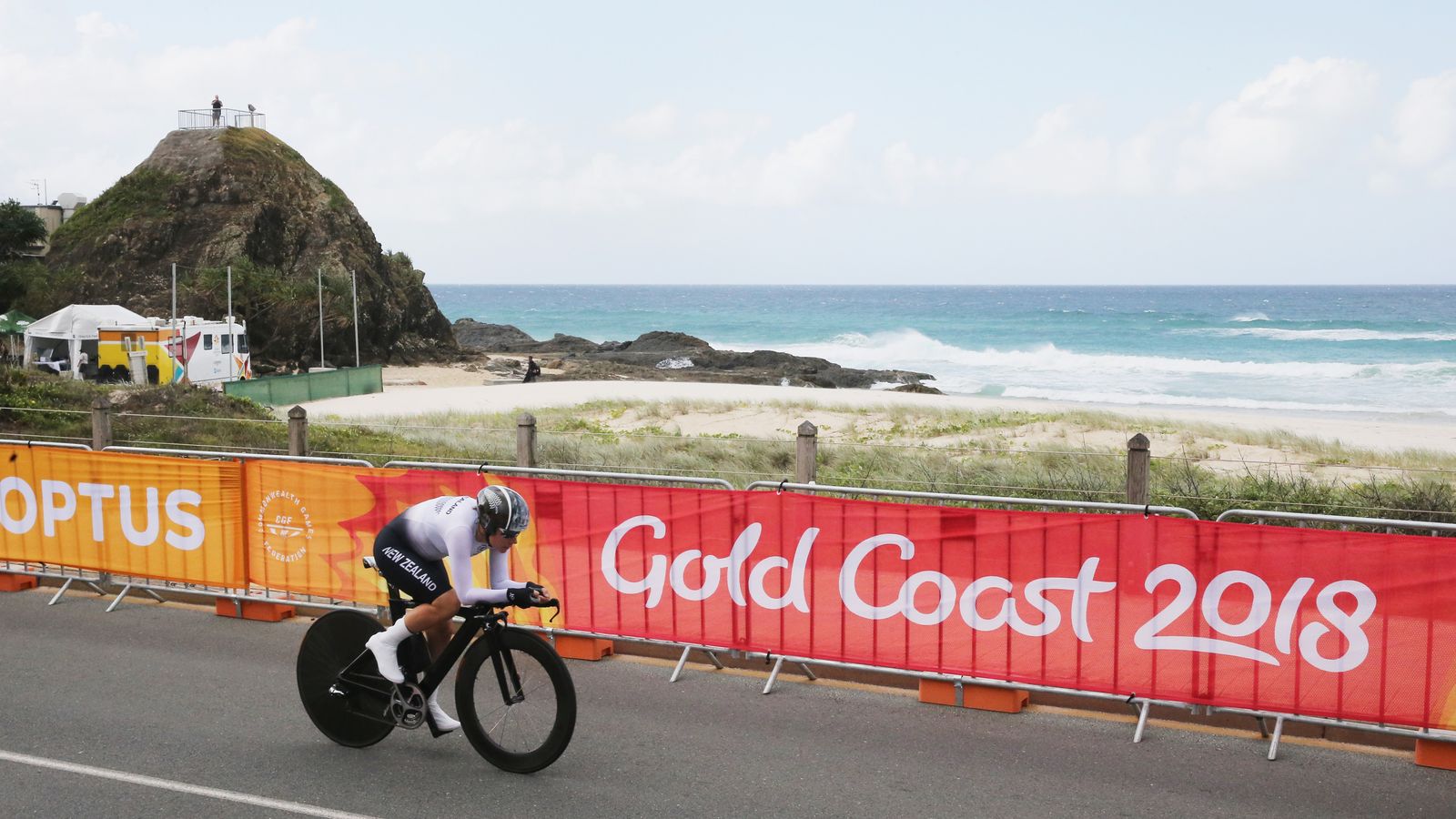 England cyclist Melissa Lowther ruled out of Commonwealth Games time trial after admin error