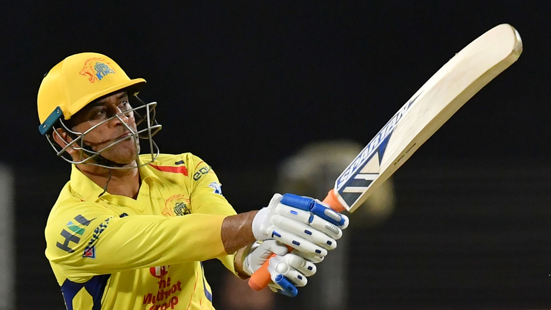 Dhoni 'fresh and raring to go' for IPL