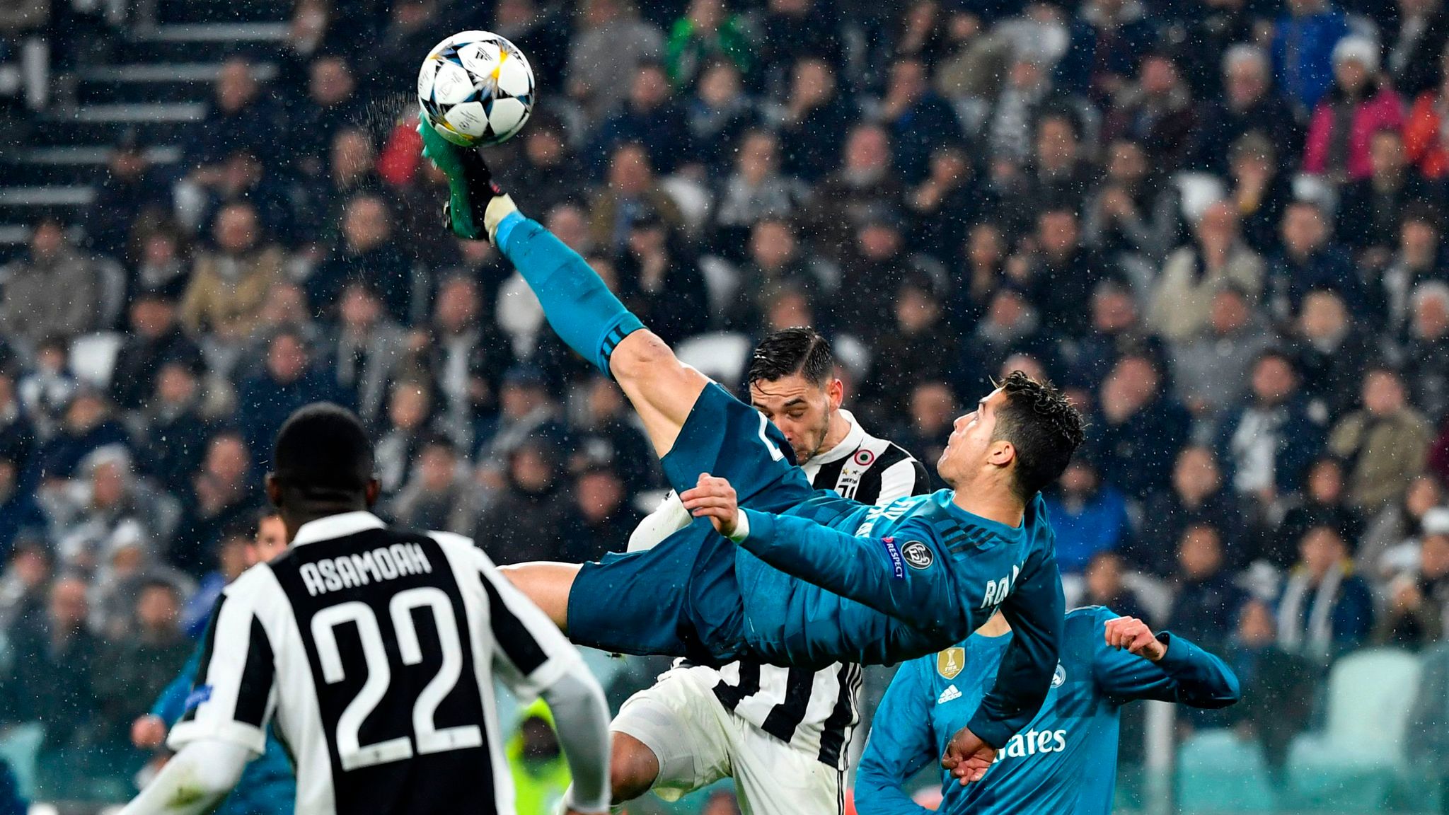 Cristiano Ronaldo goal, Juventus 1 - Atlético de Madrid 0