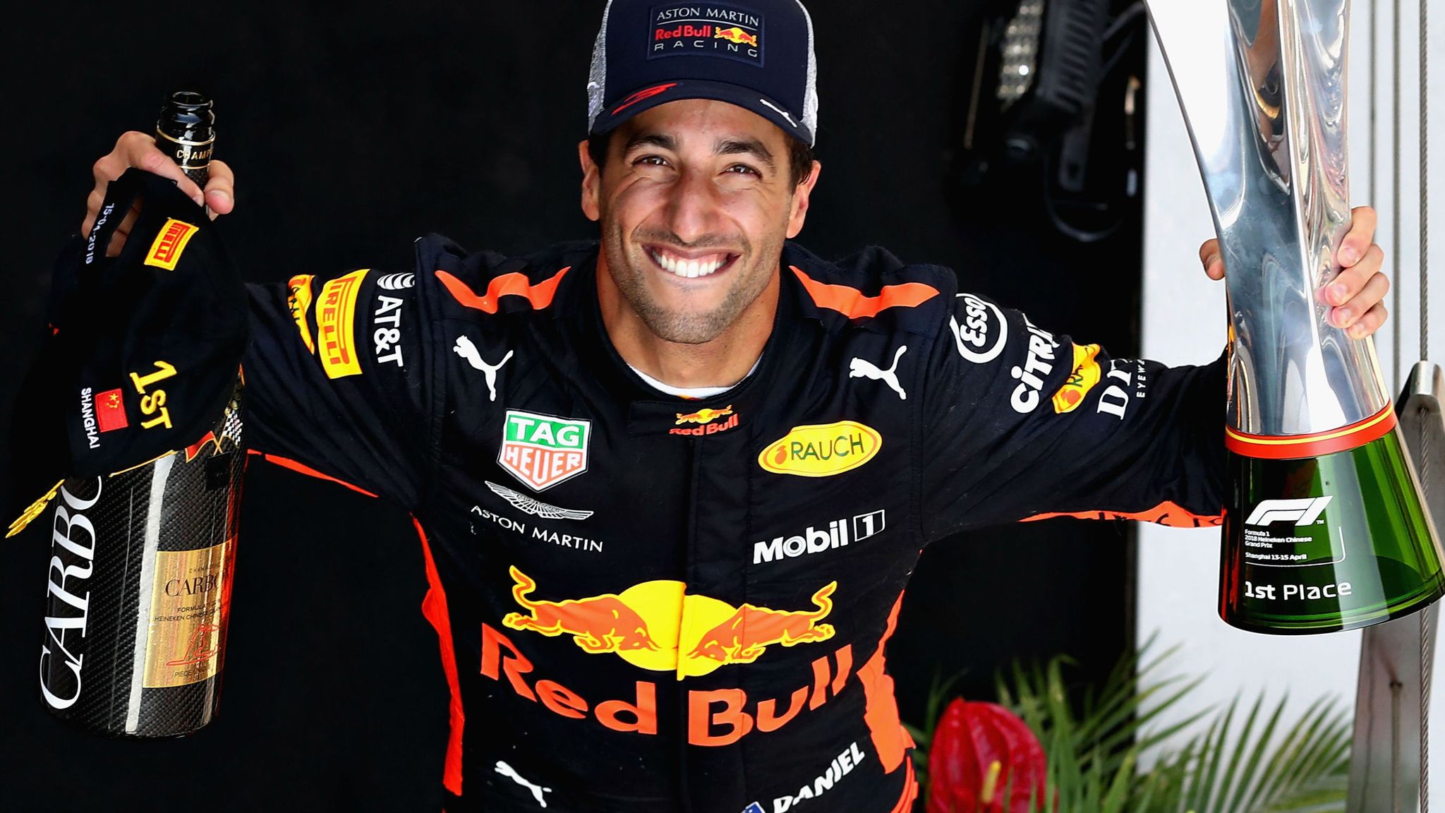 Papers: Daniel Ricciardo F1's 'master conjurer' with Chinese GP win