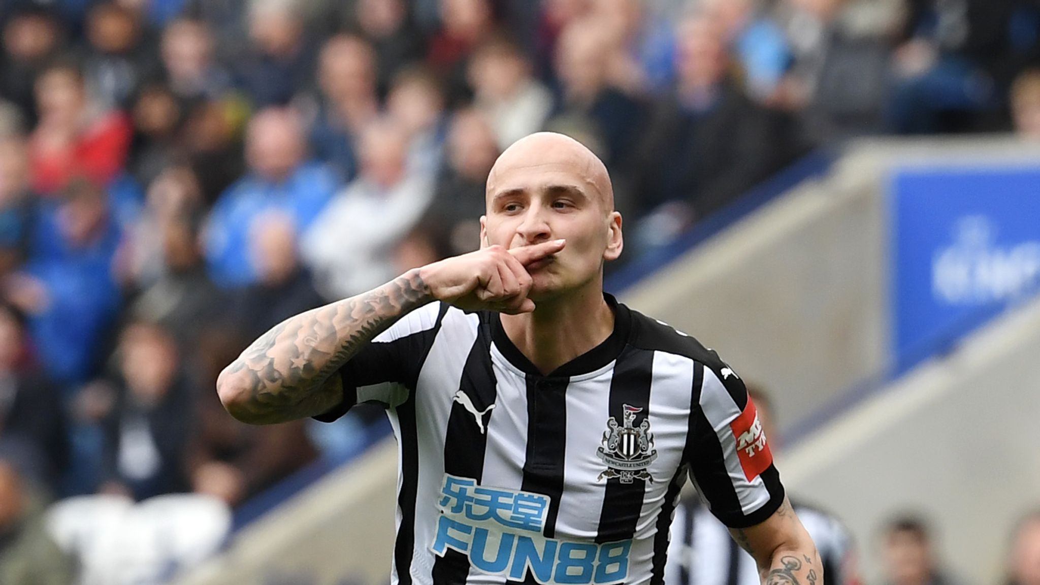 Jonjo Shelvey is England's best passer and deserves chance to prove  himself, says Tony Cottee | Football News | Sky Sports