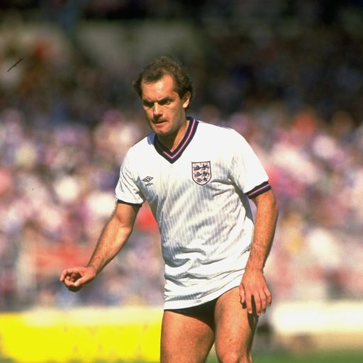 Football pays tribute to Ray Wilkins