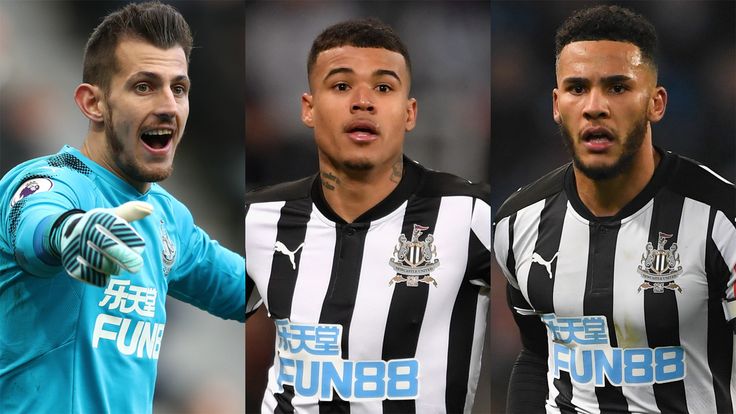 Martin Dubravka, Kenedy and Jamaal Lascelles of Newcastle United