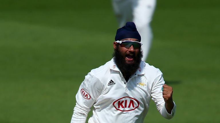  during day one of the Specsavers County Championship Division One match between Surrey and Middlesex at The Kia Oval on August 28, 2017 in London, England.