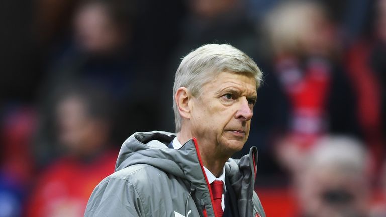 Arsene Wenger has revealed he turned down the chance to become Manchester United manager in 2002