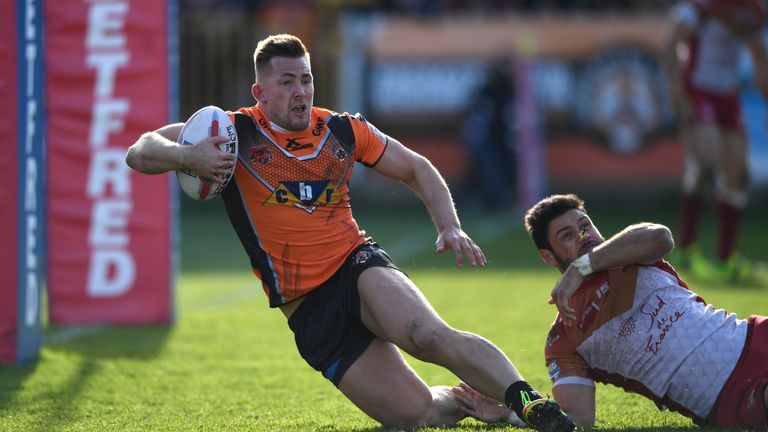 Greg Eden has signed a new contract extension with Castleford Tigers  