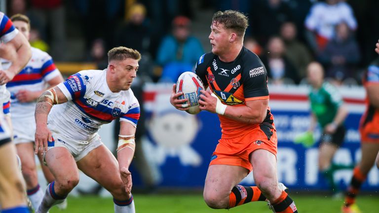 Adam Milner scored for Castleford in their home victory