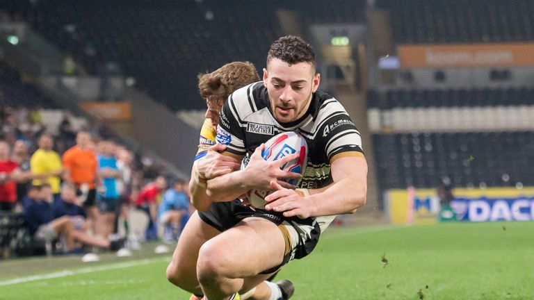 Hull FC's Jake Connor scores a try against Leeds.