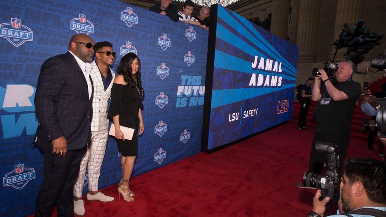 PHILADELPHIA, PA - APRIL 27: Jamal Adams of LSU poses for a picture with his father George Adams and mother Michelle Adams on the red carpet prior to the start of the 2017 NFL Draft on April 27, 2017 in Philadelphia, Pennsylvania. (Photo by Mitchell Leff/Getty Images) *** Local Caption *** Jamal Adams;George Adams;Michelle Adams