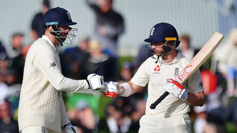 James Vince (r) and Mark Stoneman (l) shared a 123-run second-wicket partnership