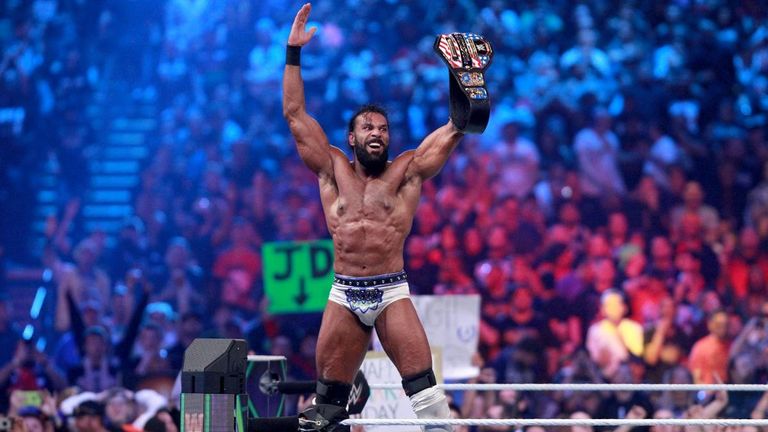Jinder Mahal once again has his hands on championship gold