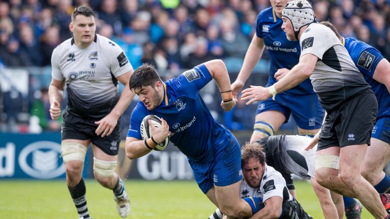 Leinster's Vakh Abdaladze tries to escape the clutches of Roberto Tenga of Zebre