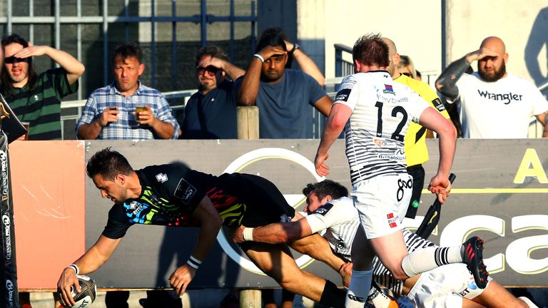 Guinness PRO14, Stadio Sergio Lanfranchi, Parma, Italy  21/4/2018.Zebre vs Ospreys.Mattia Bellini of Zebre scores a try.Mandatory Credit ..INPHO/Matteo Ciambelli