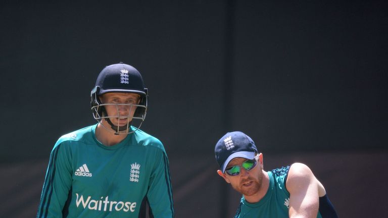 Paul Collingwood and Joe Root 